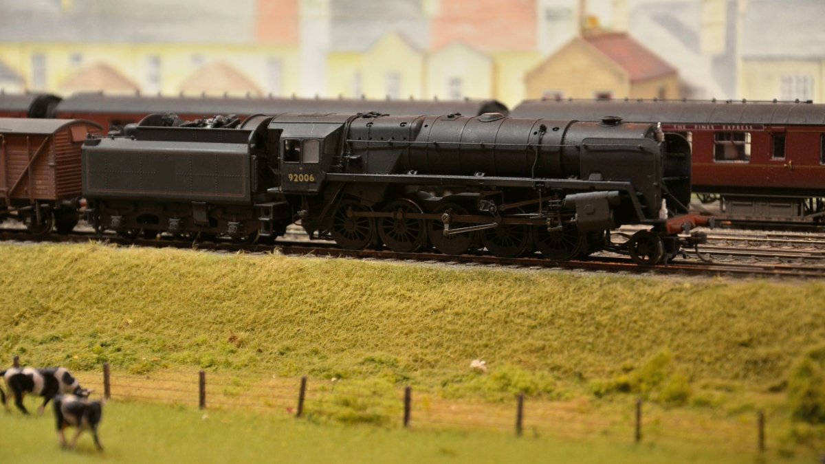 Why Should You Start A Model Railway Layout? - Phillips Hobbies