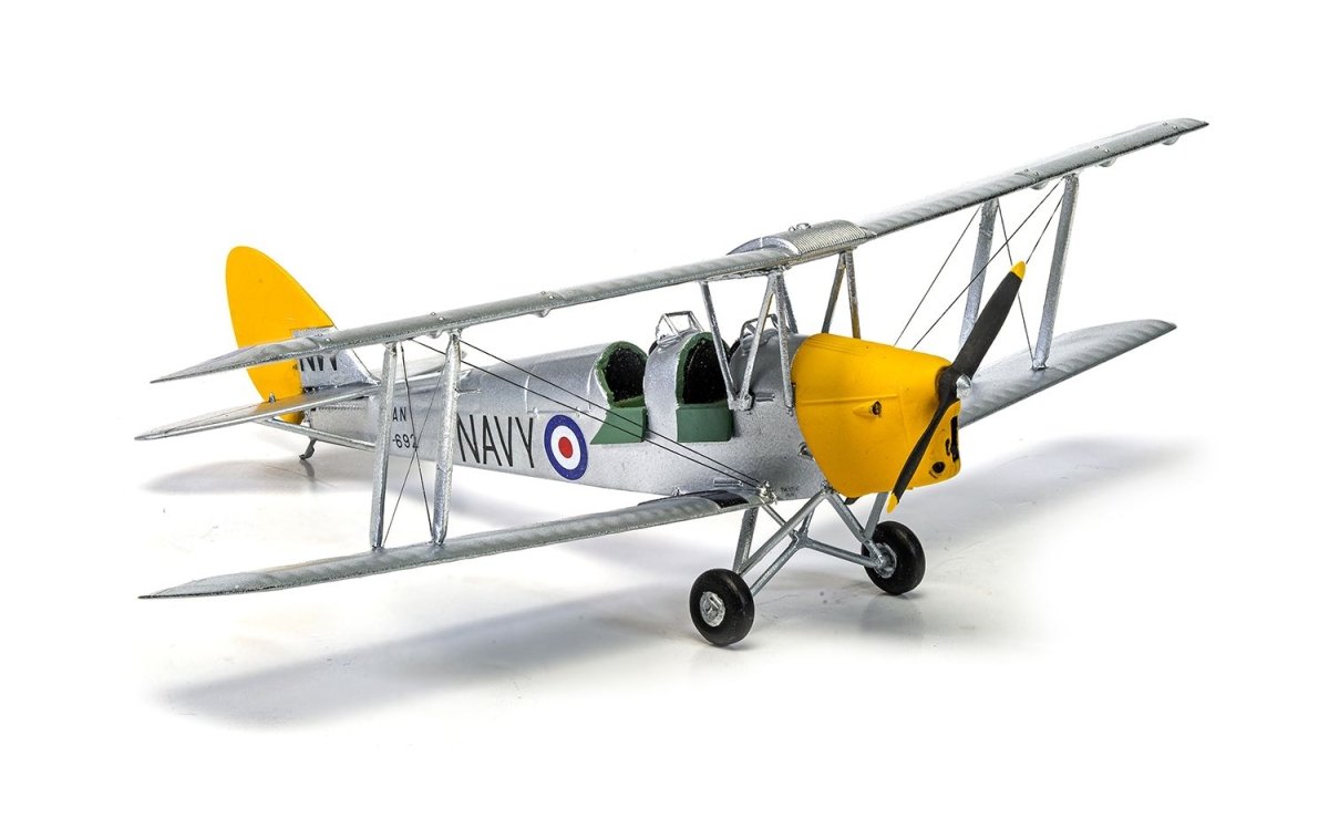 Airfix A02106A de Havilland Tiger Moth Plastic Kit 1:72 - Phillips Hobbies