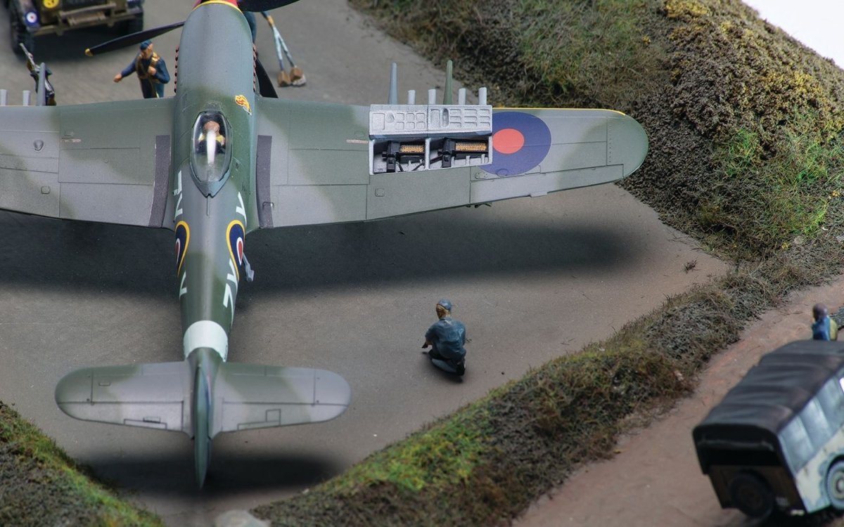 Airfix A50157A D - Day Air Assault Gift Set Plastic Kit - 1:72 Scale - Phillips Hobbies