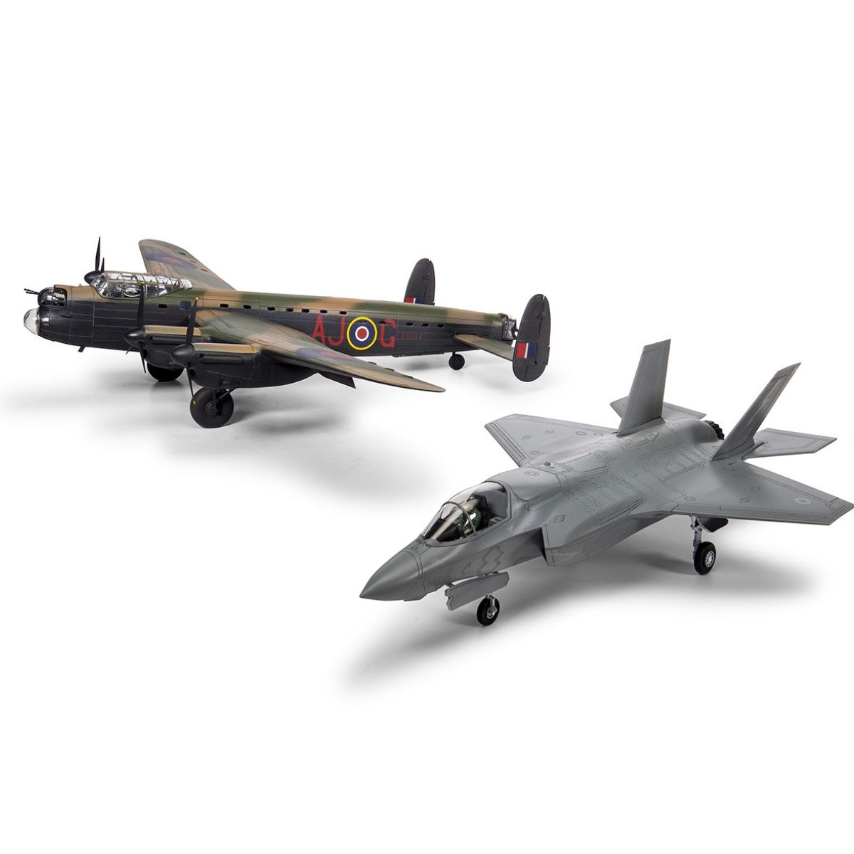 Airfix A50191 617 Sqn. Dambusters 80th Anniversary Gift Set 1:72 - Phillips Hobbies