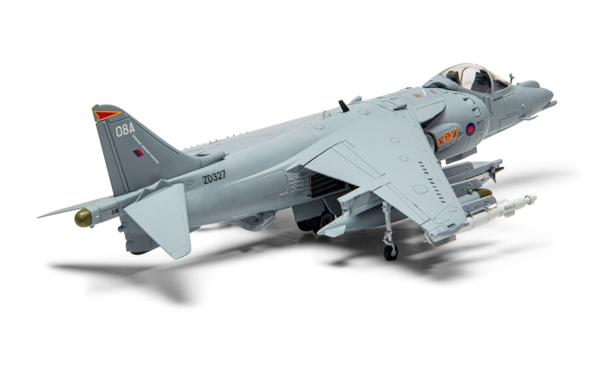 Airfix A55300A BAE Harrier GR.9A Gift Set 1:72 - Phillips Hobbies