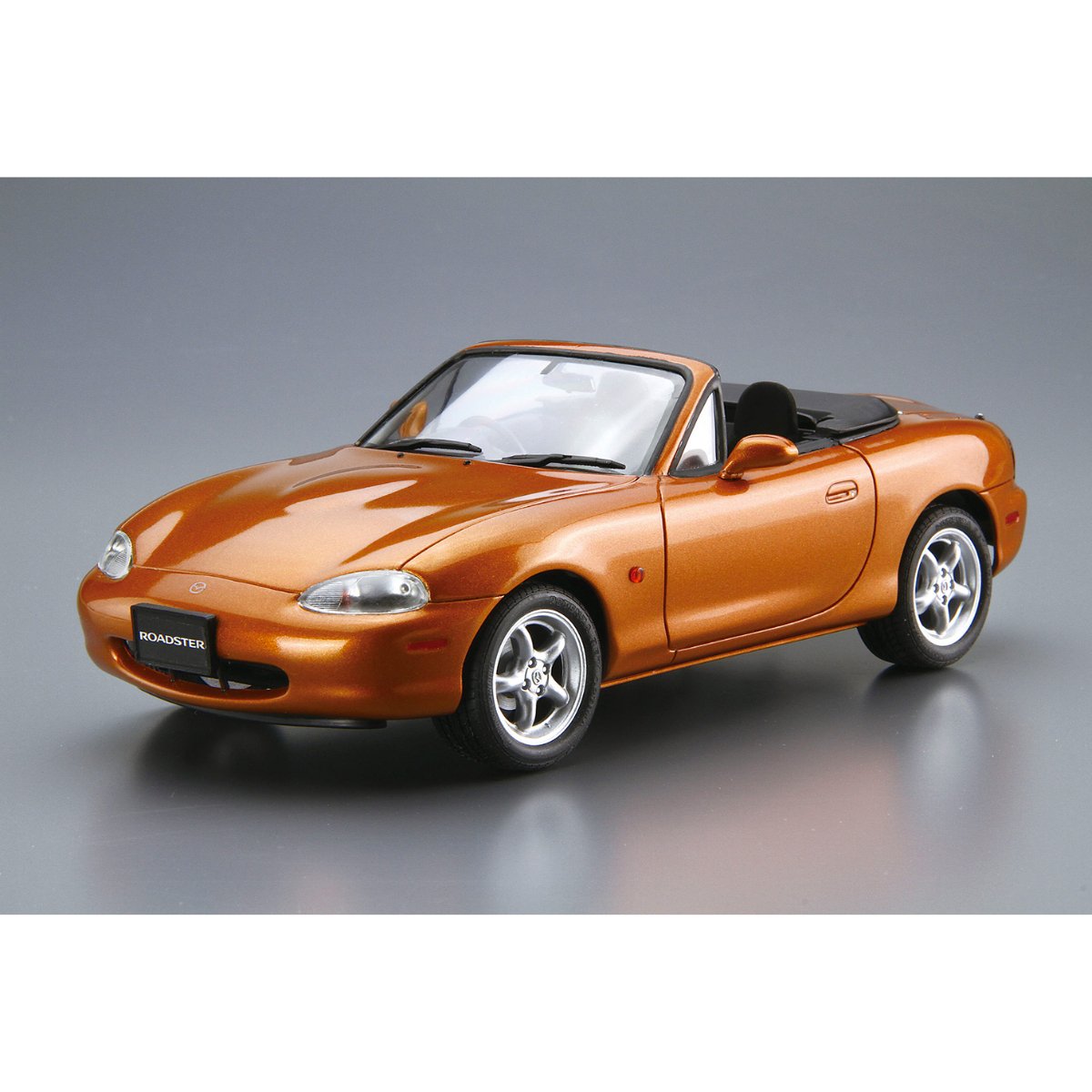Aoshima Mazda NB8C Roadster RS '99 Plastic Kit - 1:24 Scale - Phillips Hobbies