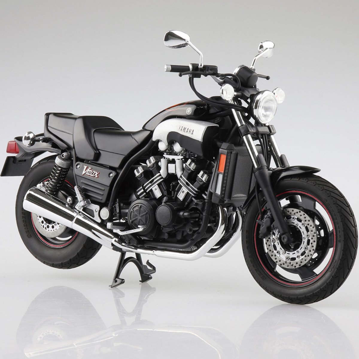 Aoshima Yamaha VMAX '07 Plastic Kit - 1:12 Scale - Phillips Hobbies