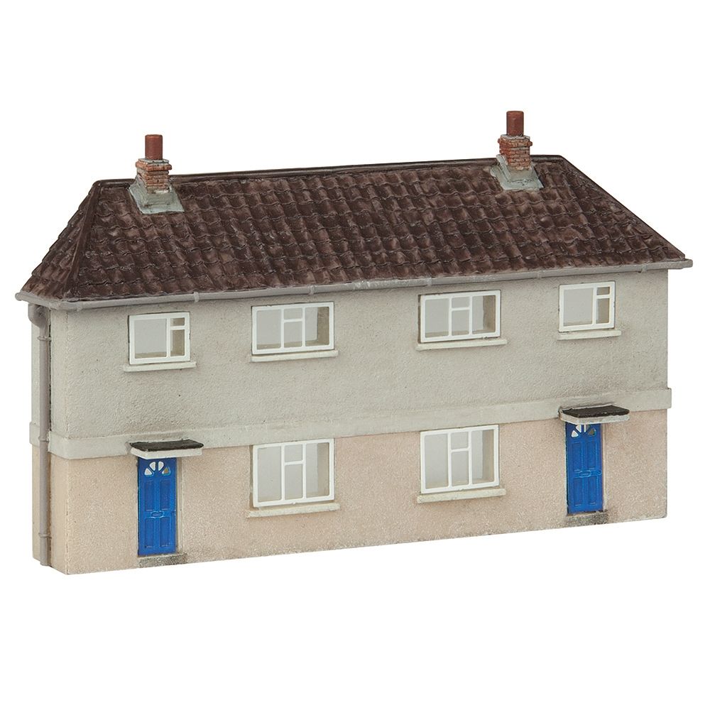Bachmann 42 - 0202 Scenecraft Low Relief Municipal Reinforced Concrete Housing - N Gauge - Phillips Hobbies