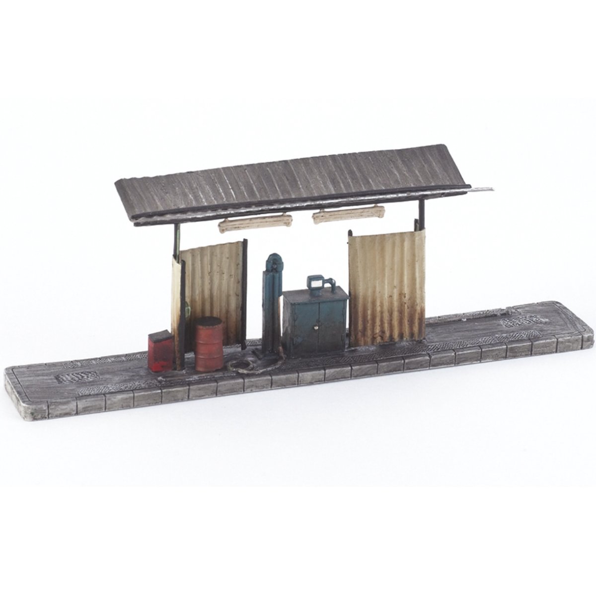 Bachmann 42 - 040 Scenecraft Fuelling Point - N Gauge - Phillips Hobbies
