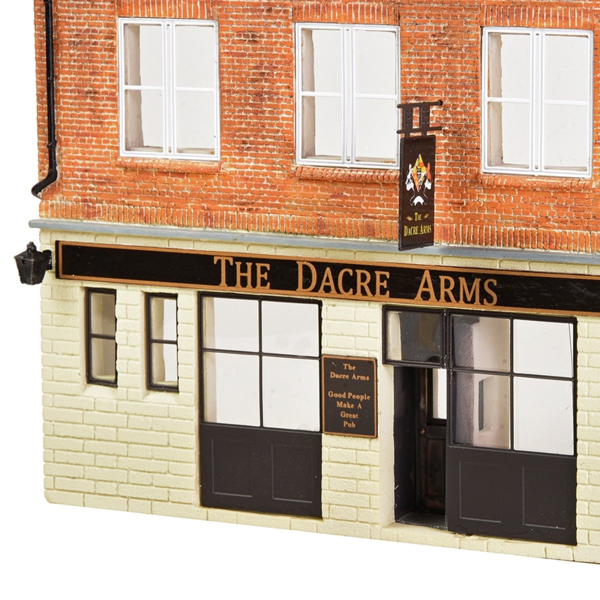Bachmann 44 - 0208 Scenecraft Low Relief Dacre Arms Pub - OO Gauge - Phillips Hobbies