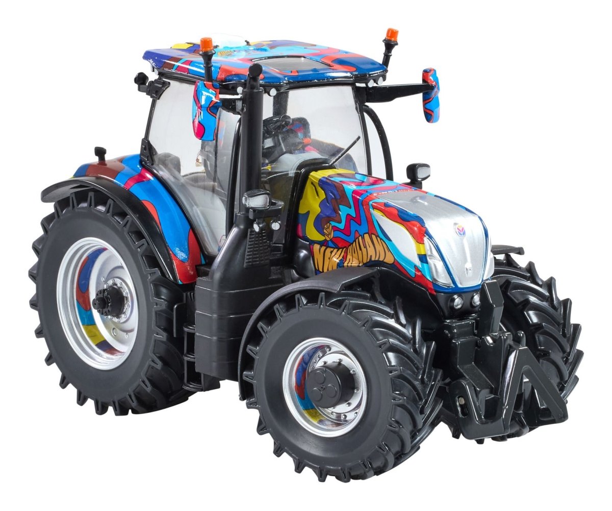 Britains New Holland T7.300 60th Anniversary Limited Edition - 1:32 Scale - Phillips Hobbies