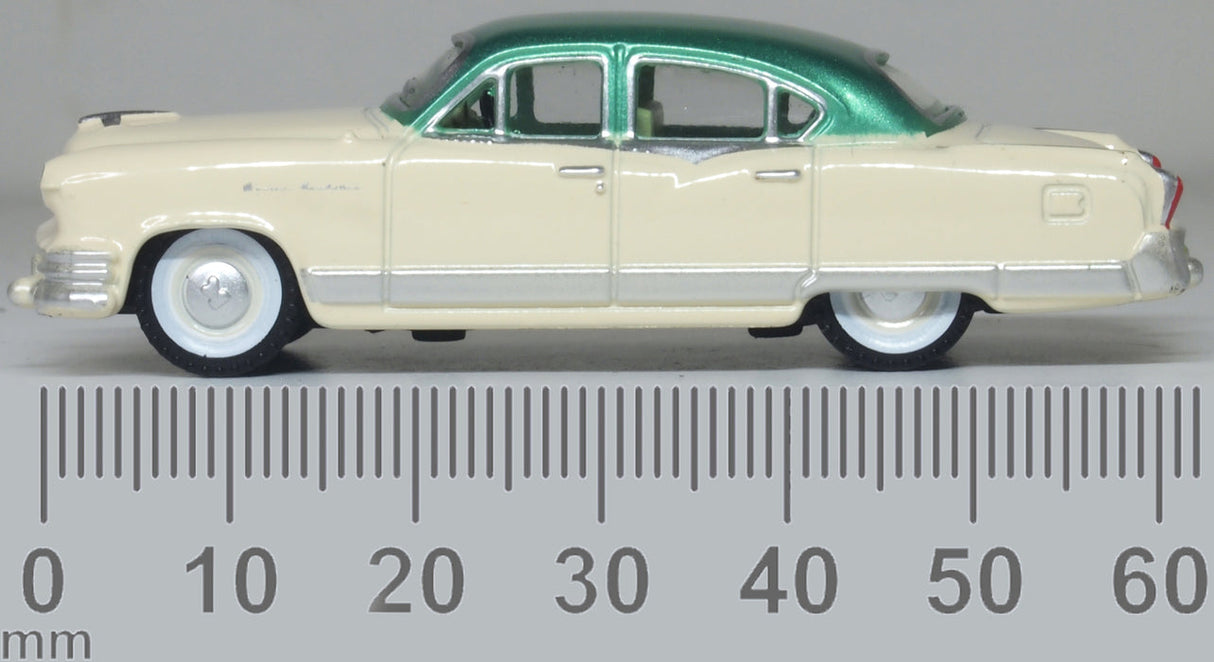 Oxford Diecast 87KM53001 1953 Kaiser Manhattan Stardust Ivory/Jade Green - 1:87 Scale