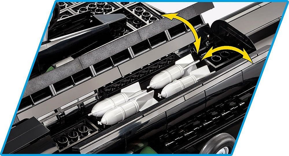 COBI 5723 Vickers Wellington Mk.II 1:37 Scale Brick Model 1162pcs - Phillips Hobbies