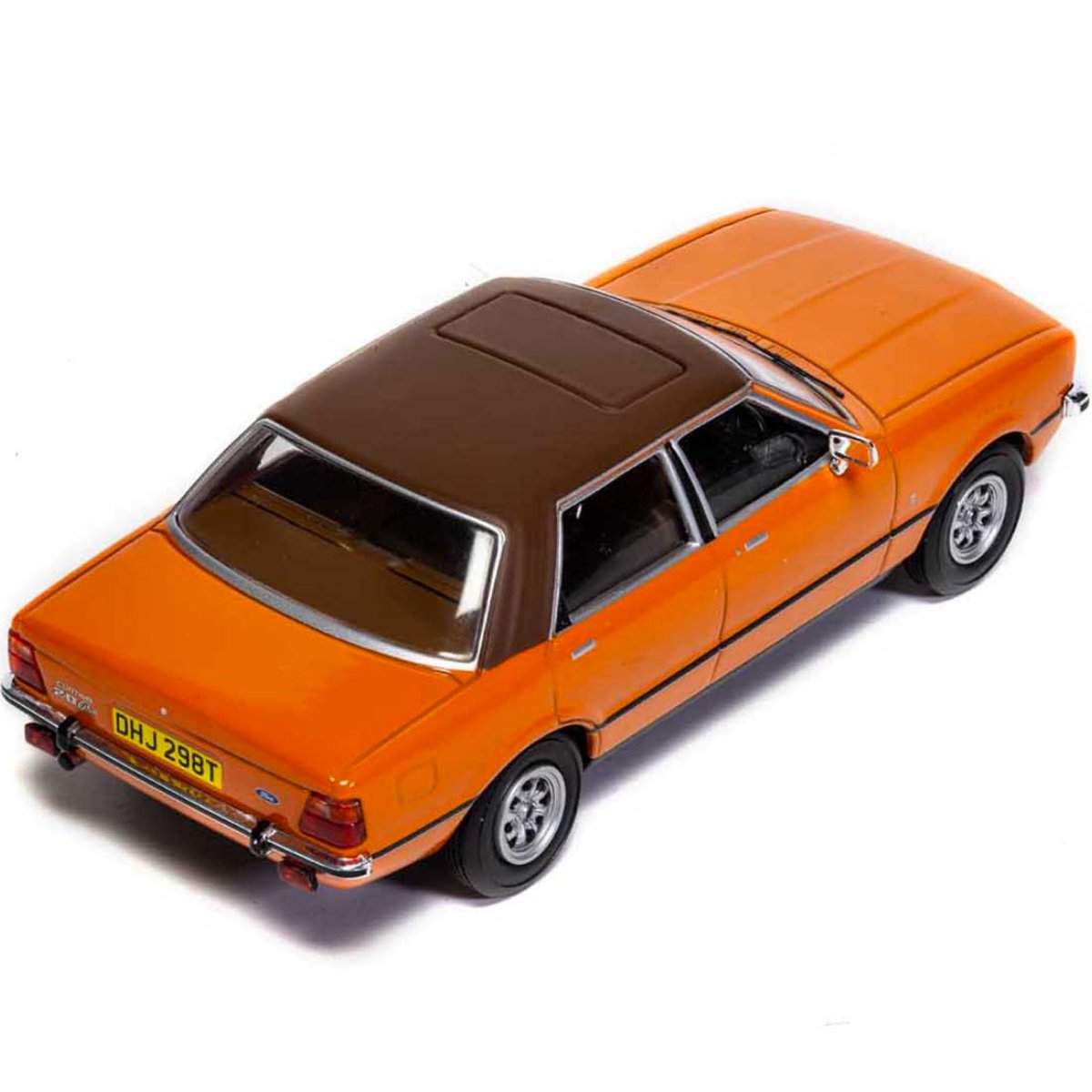 Corgi VA11915 Ford Cortina Mk4 2.0 Ghia, Signal Orange - Phillips Hobbies