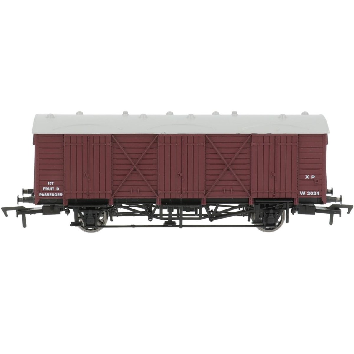 Dapol 4F - 014 - 047 BR W2024 Fruit D Express Fruit Van Maroon - OO Gauge - Phillips Hobbies