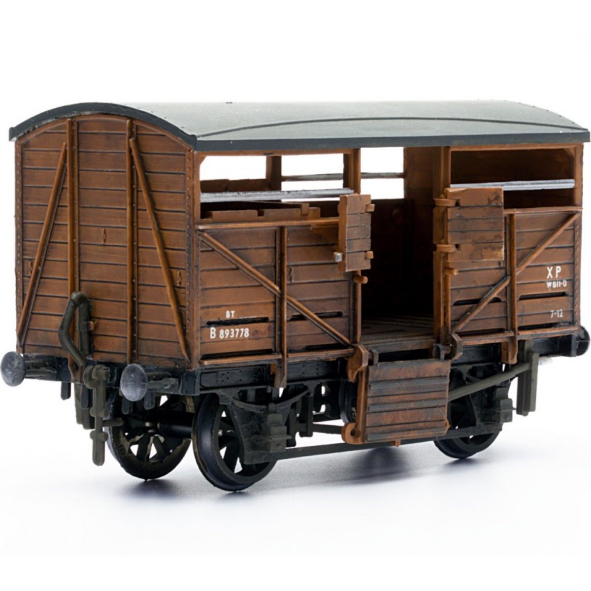 Dapol C039 Cattle Wagon - OO Gauge Plastic Kit