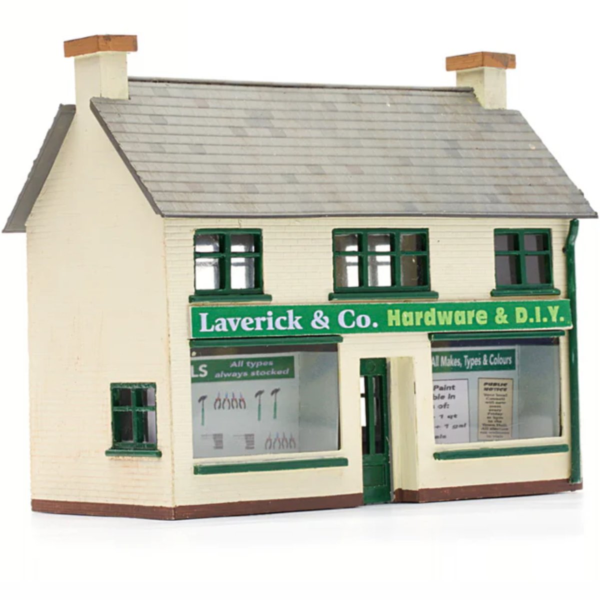 OO Gauge General Stores Plastic Kit - Dapol Kitmaster