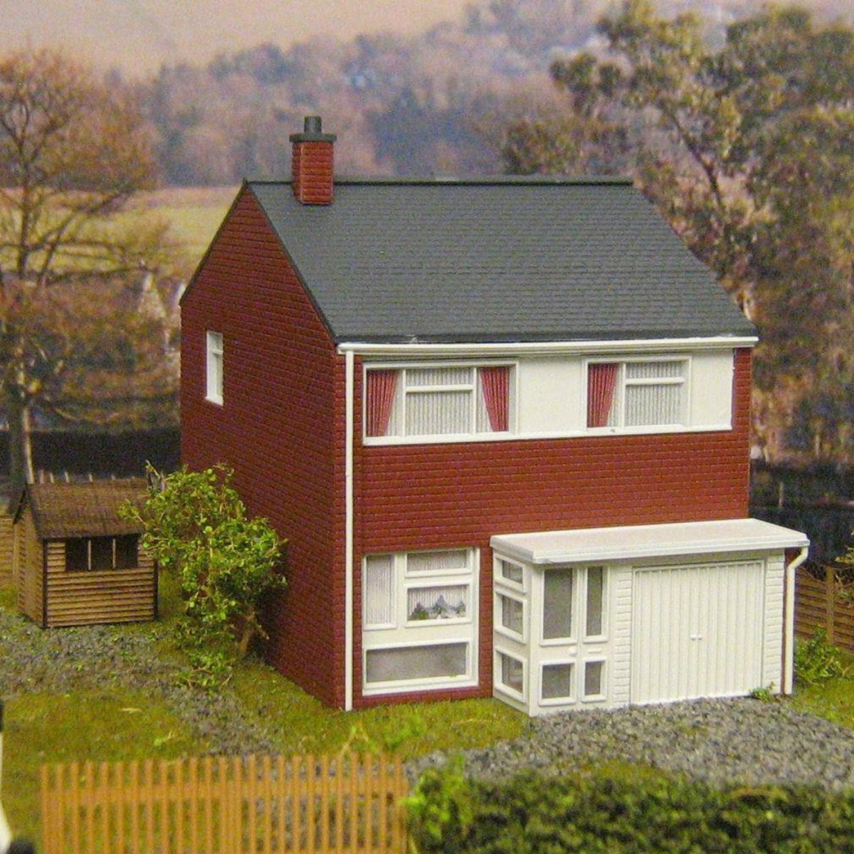 Gaugemaster Fordhampton 1960s Three Bedroom House Kit - OO Gauge - Phillips Hobbies
