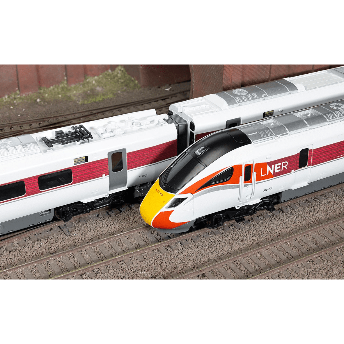 Hornby R1288M LNER Azuma High Speed Complete Train Set - OO Gauge - Phillips Hobbies