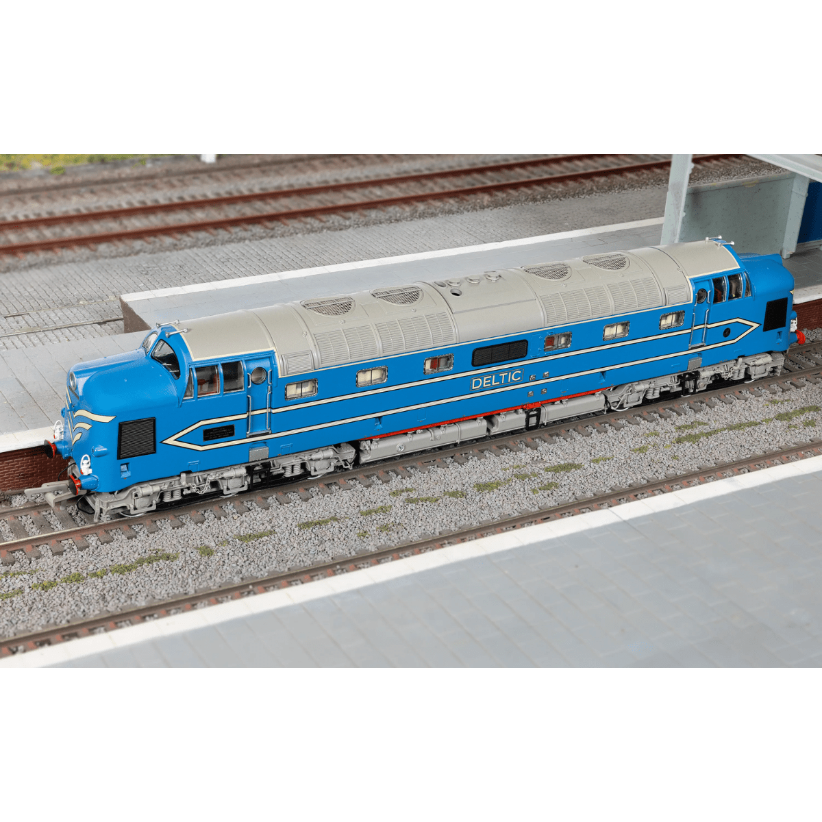 Hornby R30297 Hornby Dublo: BR English Electric - DP1 'Deltic' - OO Gauge (LIMITED STOCK) - Phillips Hobbies