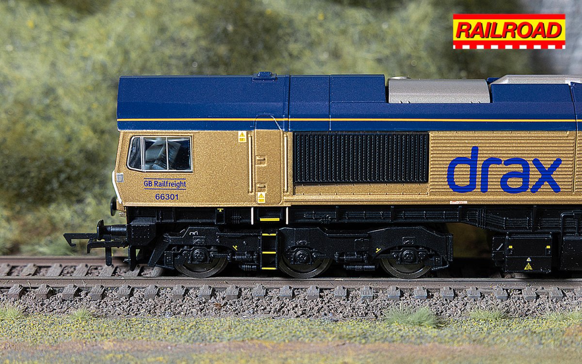 Hornby R30461 RailRoad GB Railfreight Class 66 66301 ‘Drax Power Station 50’ Gold Livery (Drax 50th Anniversary) - OO Gauge - Phillips Hobbies