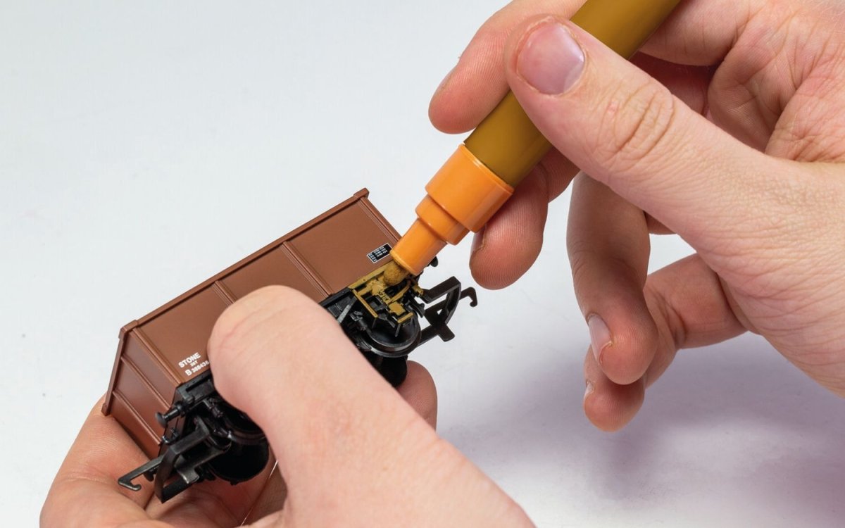 Humbrol AV0100 Weathering Pens - Phillips Hobbies