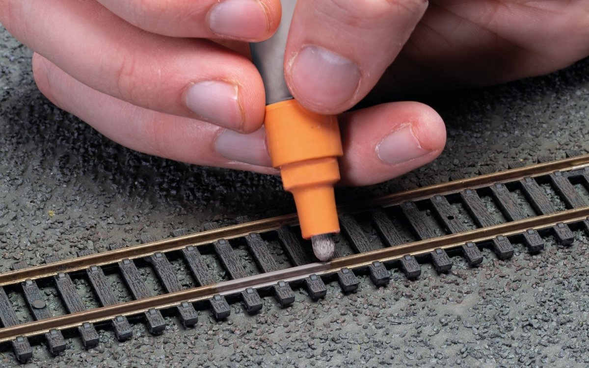 Humbrol AV0100 Weathering Pens - Phillips Hobbies