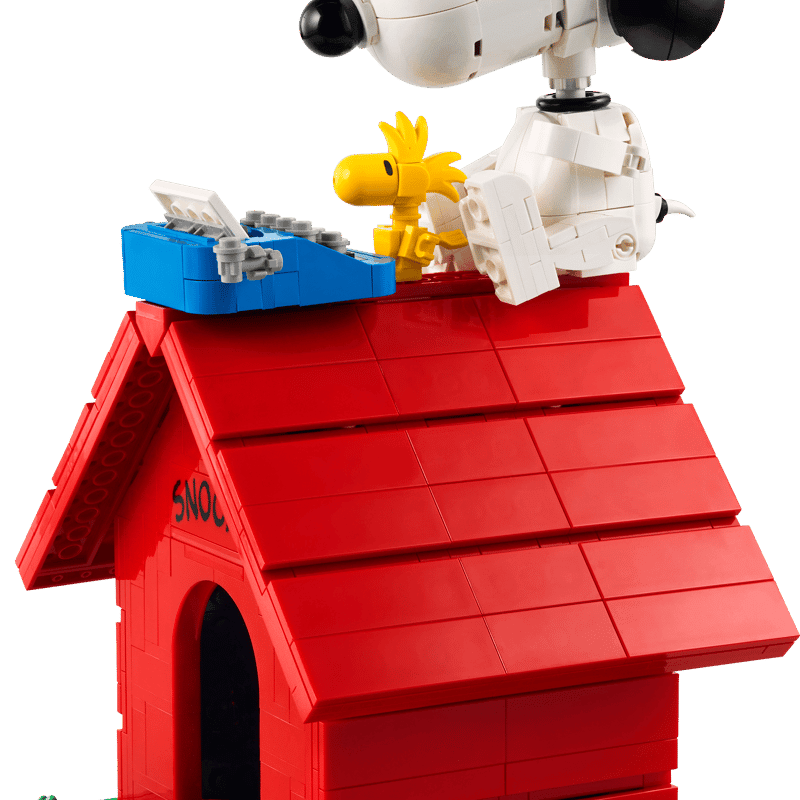 LEGO 21368 Snoopy Peanuts: Snoopy's Doghouse - Phillips Hobbies