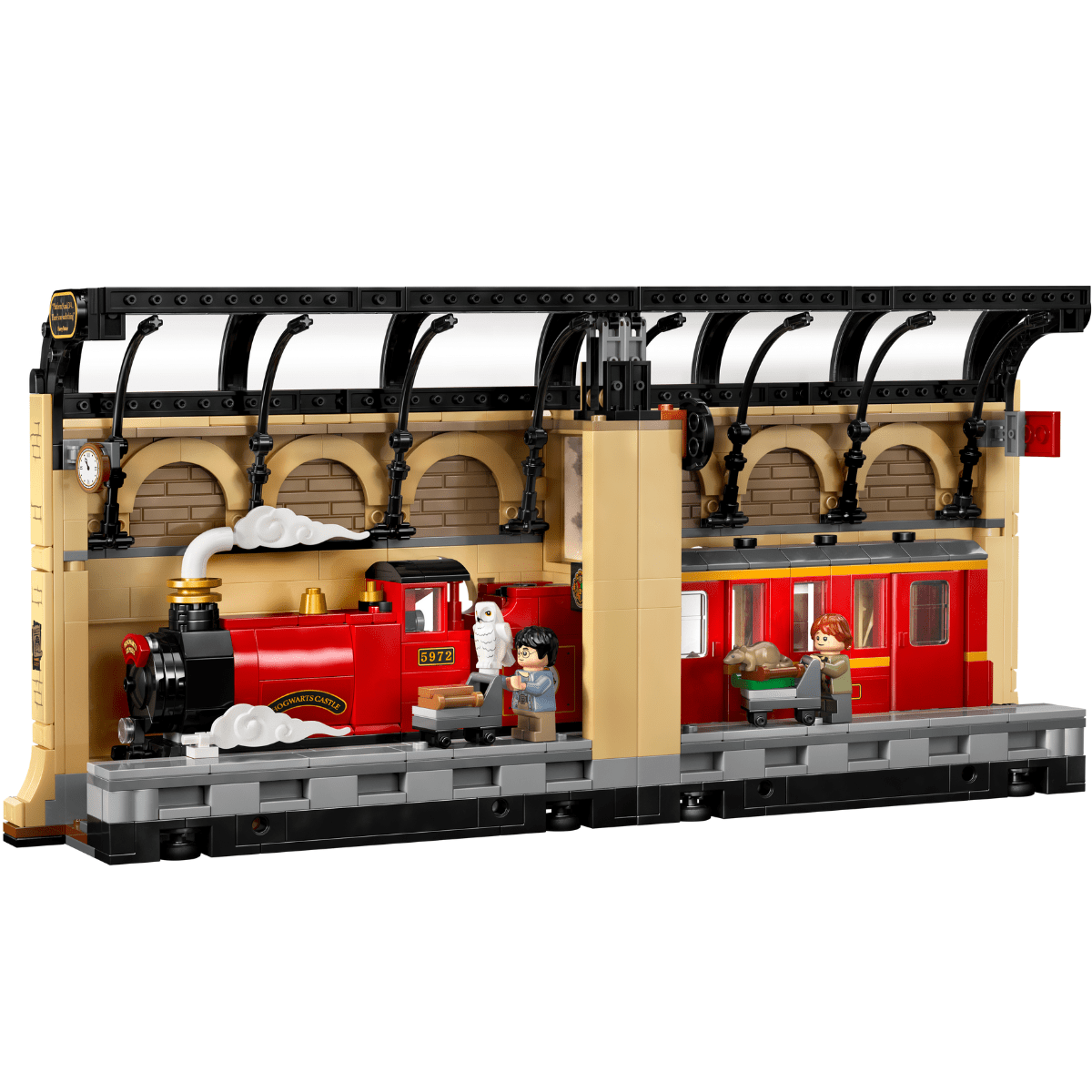 LEGO Book Nook: Hogwarts™ Express 76450 - Phillips Hobbies