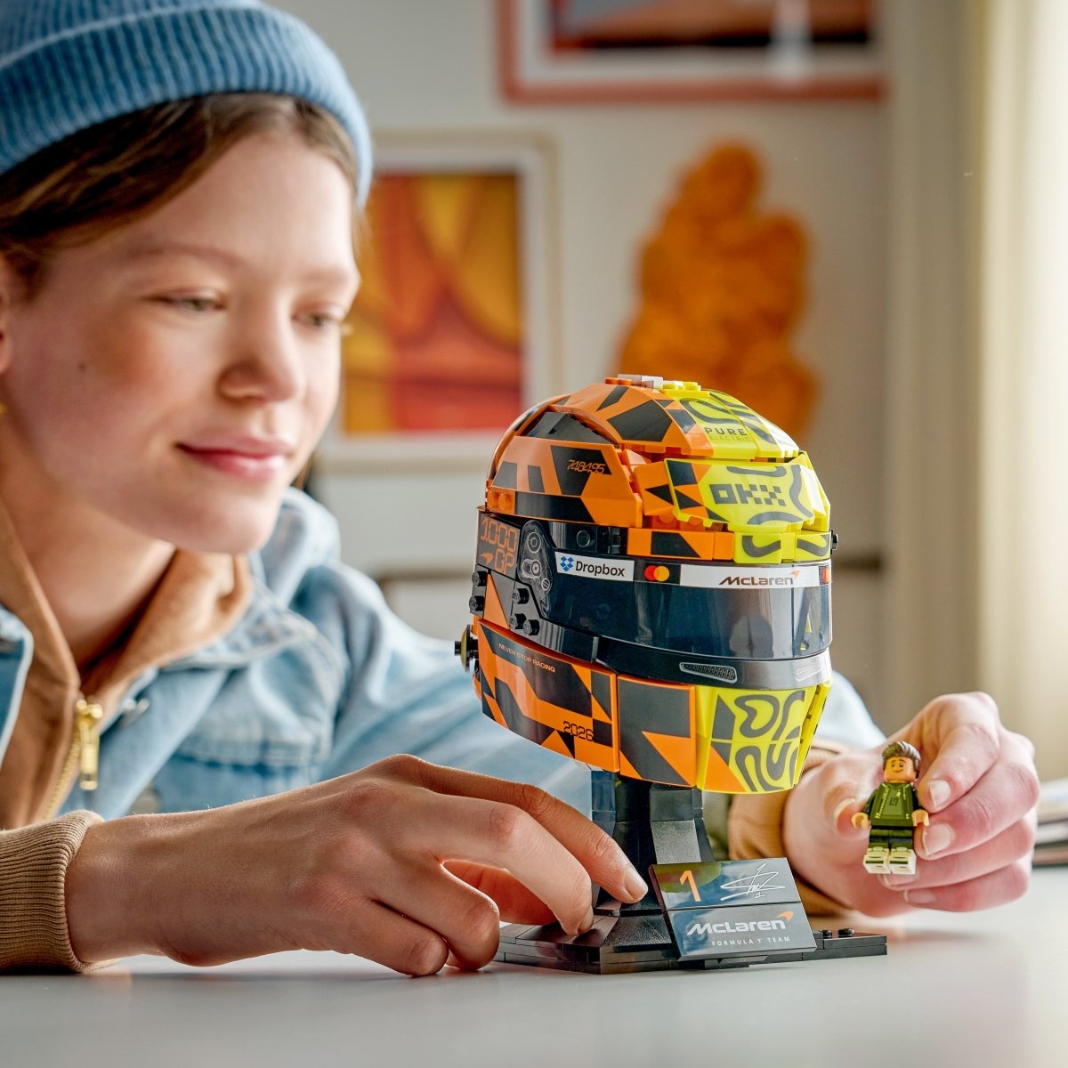 LEGO® Editions McLaren Mastercard F1® Team Lando Norris Helmet 43023 - Phillips Hobbies