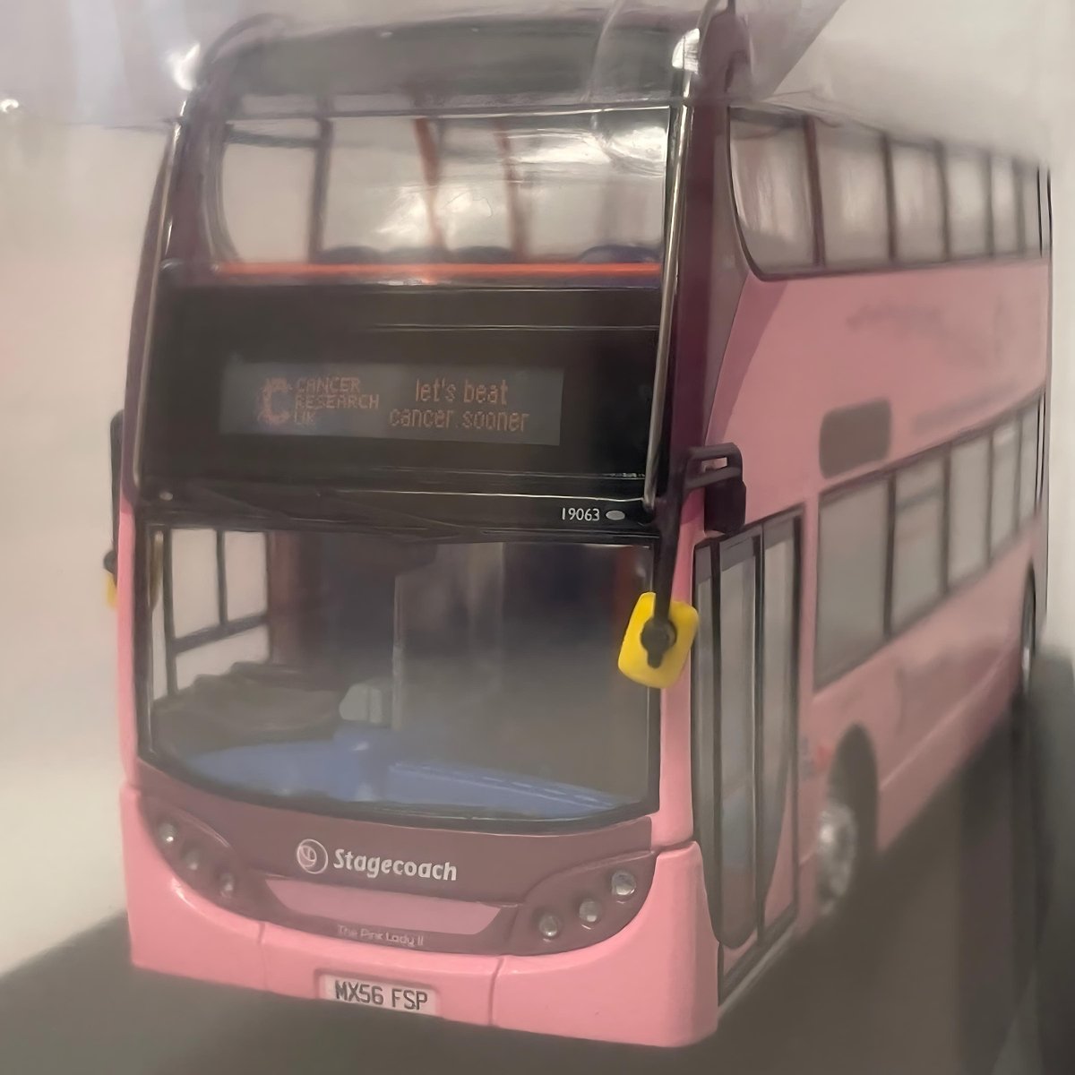 Omnidekka Models OM3A Stagecoach Enviro400 Cancer Research - Phillips Hobbies