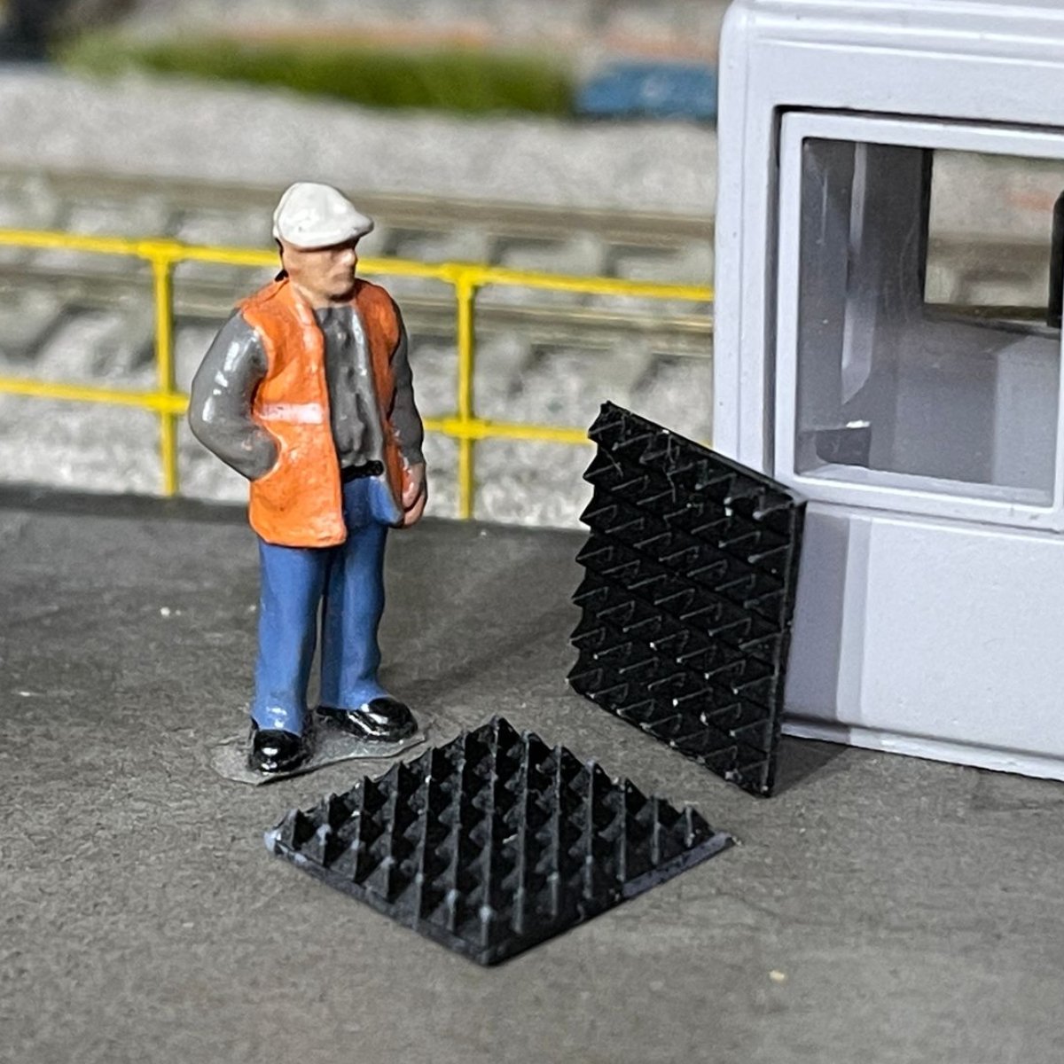 OO Gauge Anti-Trespassing Grids x10 Unpainted - Rusty Rails Modelling