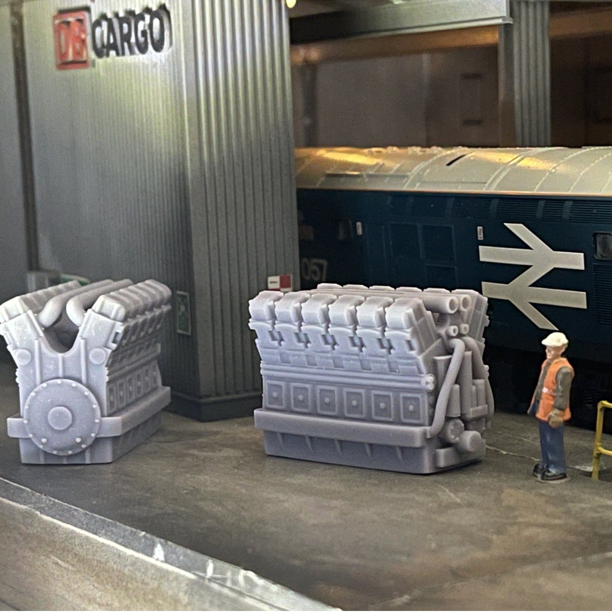 OO Gauge Class 37 Engine Unpainted - Rusty Rails Modelling