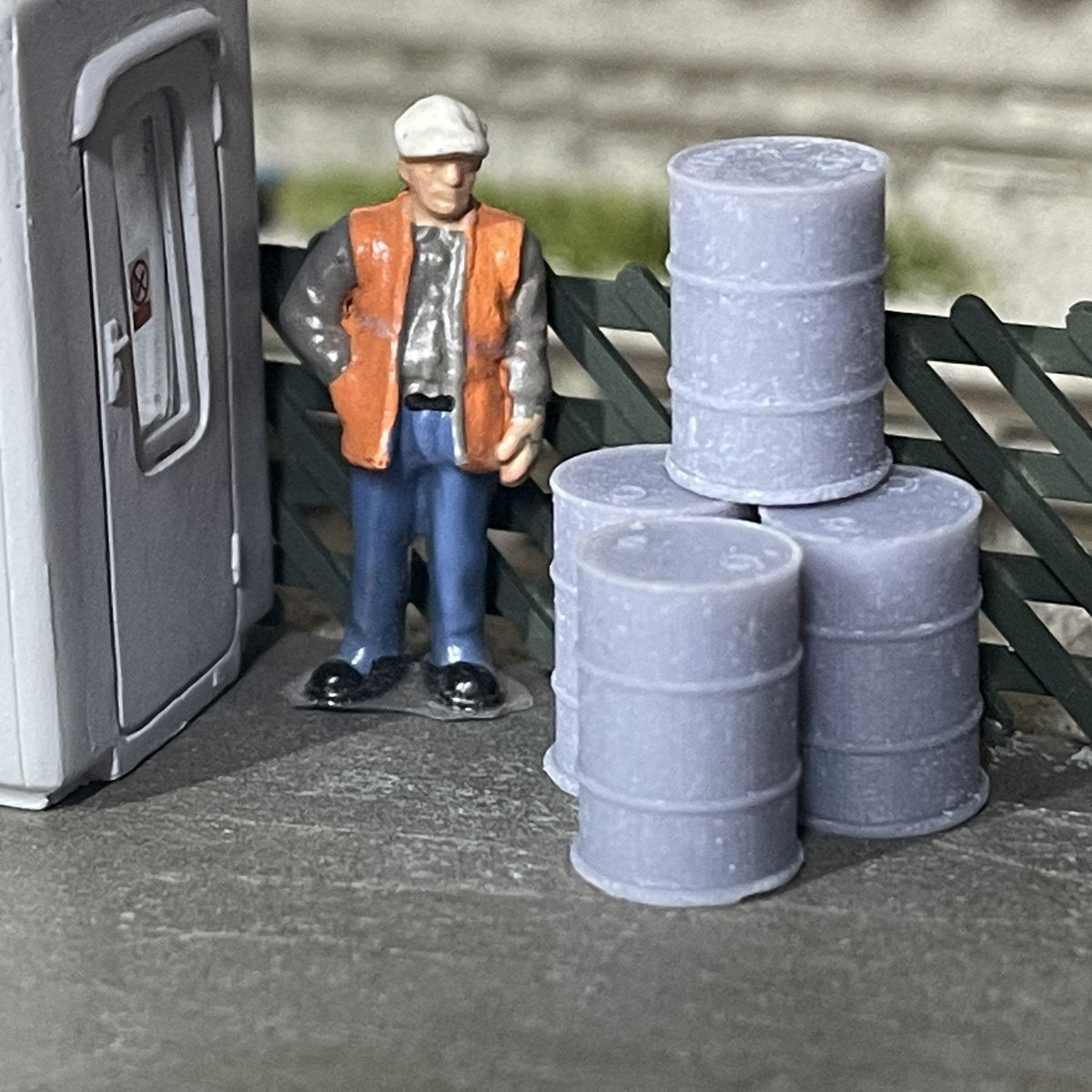 OO Gauge Oil Drums x15 Unpainted - Rusty Rails Modelling