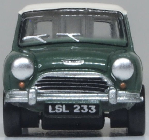 Oxford Diecast 120MN003 Mini Almond Green/Old English White - TT:120 Scale - Phillips Hobbies