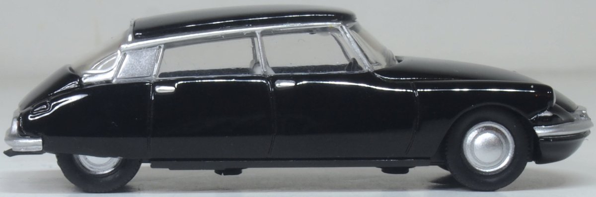 Oxford Diecast 76CDS007 Citroen DS19 Black - 1:76 Scale - Phillips Hobbies