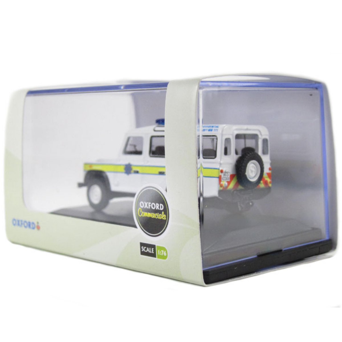 Oxford Diecast 76DEF004 Garda Land Rover Defender Station Wagon - 1:76 Scale Model