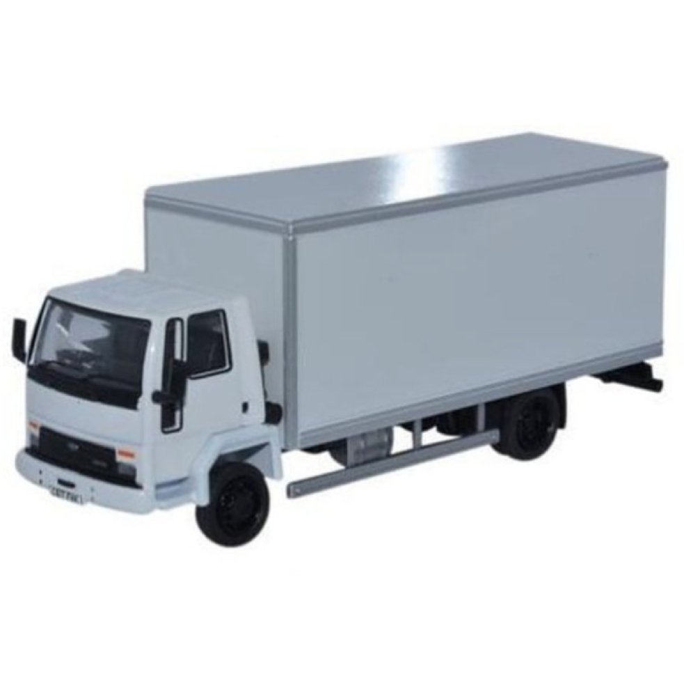 Oxford Diecast 76FCG002 Ford Cargo Box Van White - Phillips Hobbies
