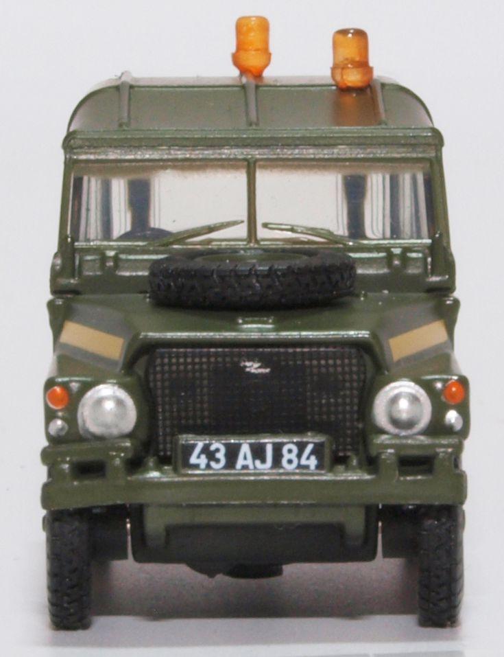 Oxford Diecast 76LRL005 Land Rover Lightweight RAF - Phillips Hobbies