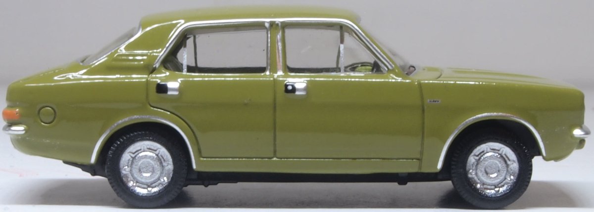 Oxford Diecast 76MAR008 Morris Marina Limeflower - 1:76 Scale - Phillips Hobbies