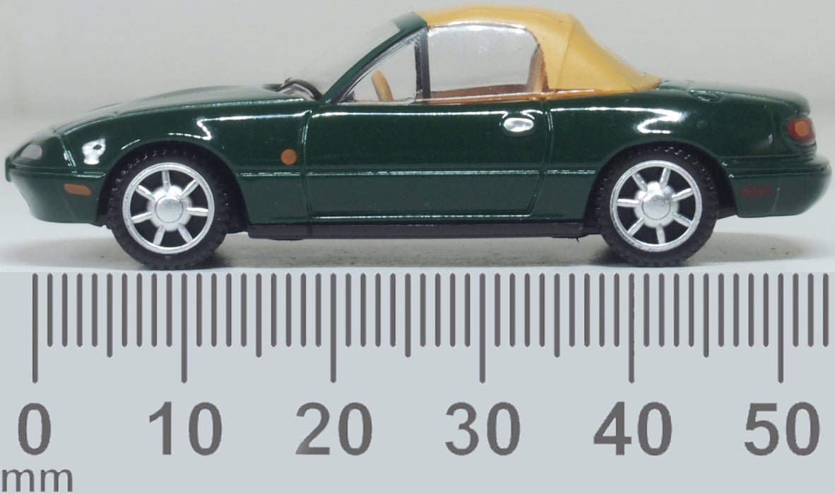 Oxford Diecast 76MAZ002 Mazda MX5 MK1 (Soft Top) British Racing Green - 1:76 Scale - Phillips Hobbies