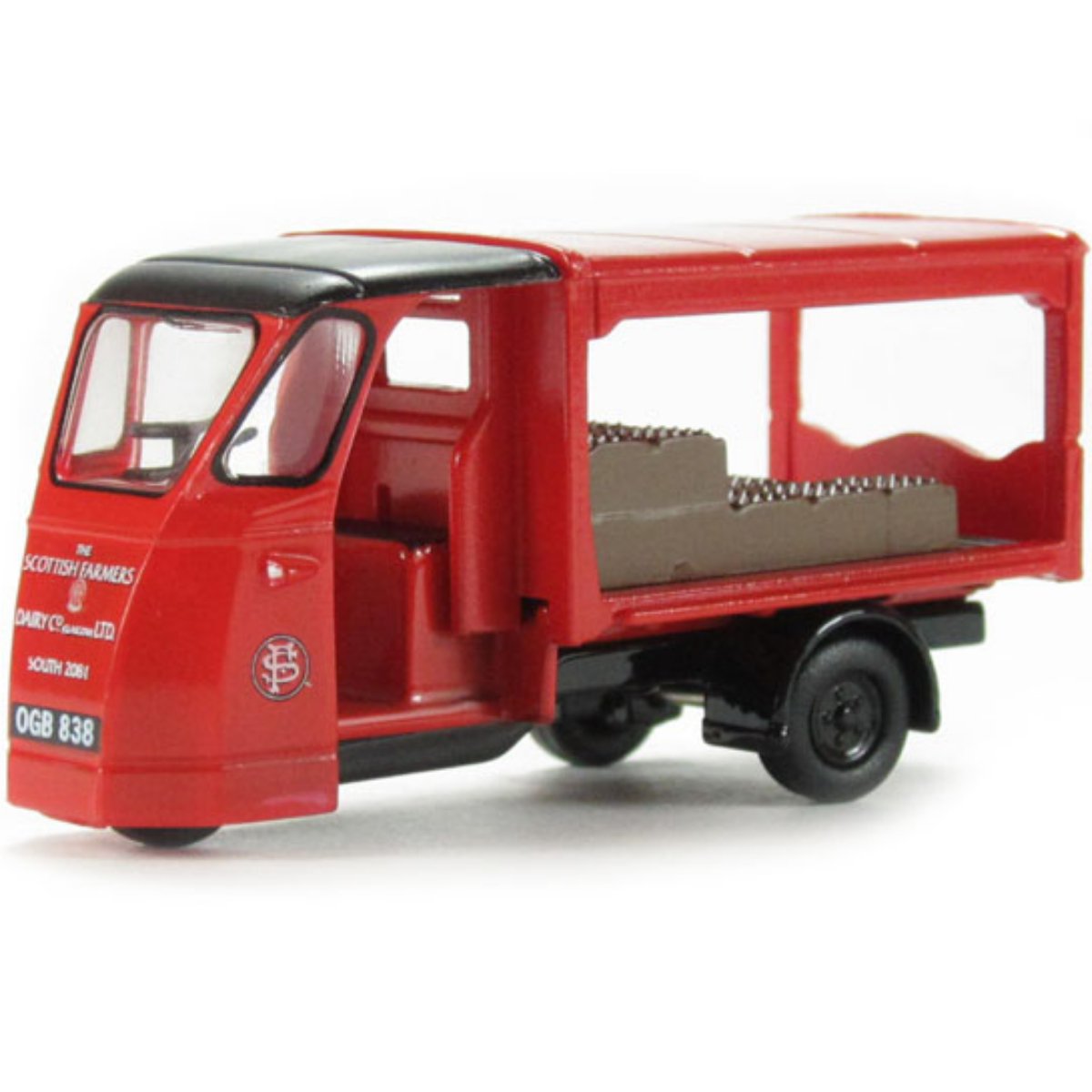 Oxford Diecast 76WE009 Scottish Dairy Farmers Milk Float - Phillips Hobbies