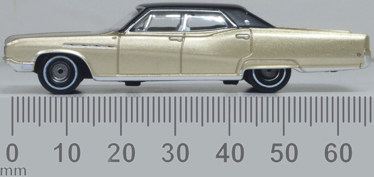 Oxford Diecast 87BE68001 1968 Buick Electra 225 Ivory Gold Mist/Black - 1:87 Scale - Phillips Hobbies