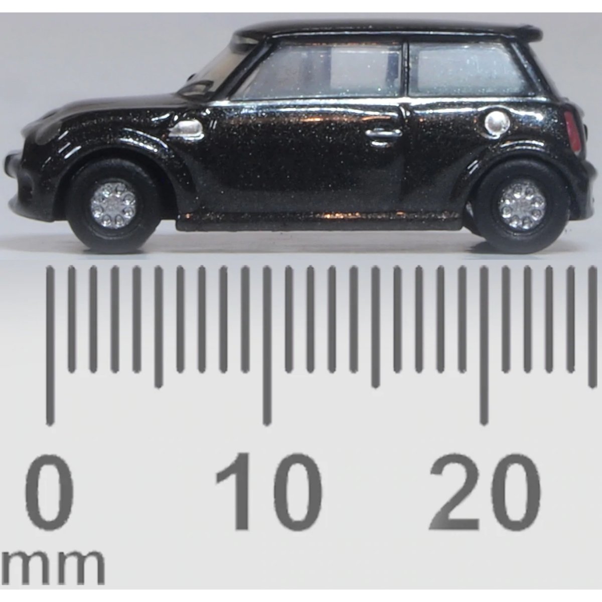 Oxford Diecast NNMN003 New Mini Midnight Black - Phillips Hobbies
