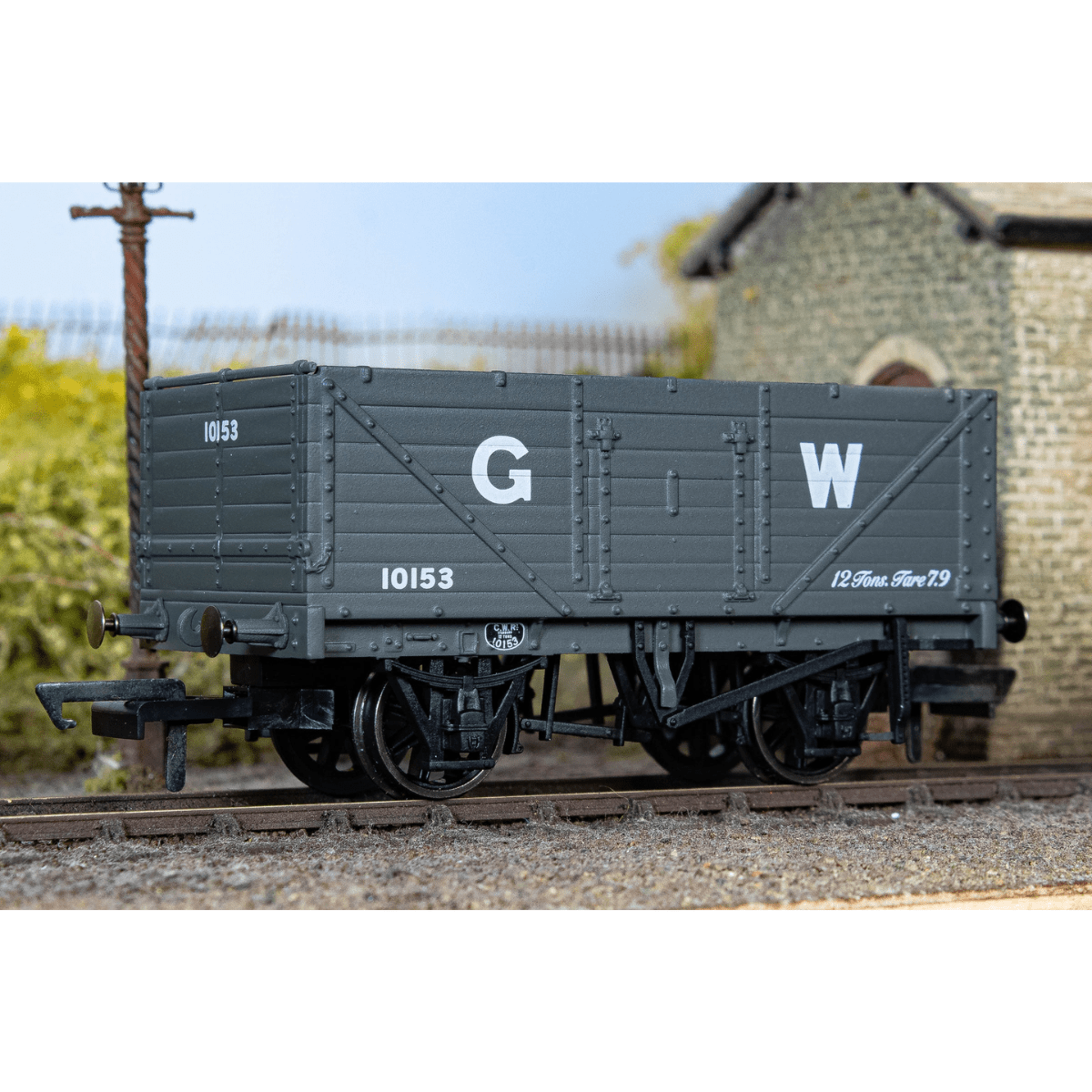 Oxford Rail 7 Plank Mineral Wagon GW10153 - OO Gauge - Phillips Hobbies