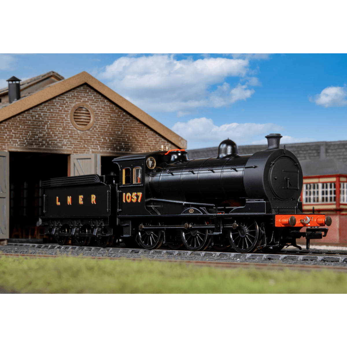 Oxford Rail Class J26 057 0 - 6 - 0 LNER (Plain Black) Sound Fitted - OO Gauge - Phillips Hobbies