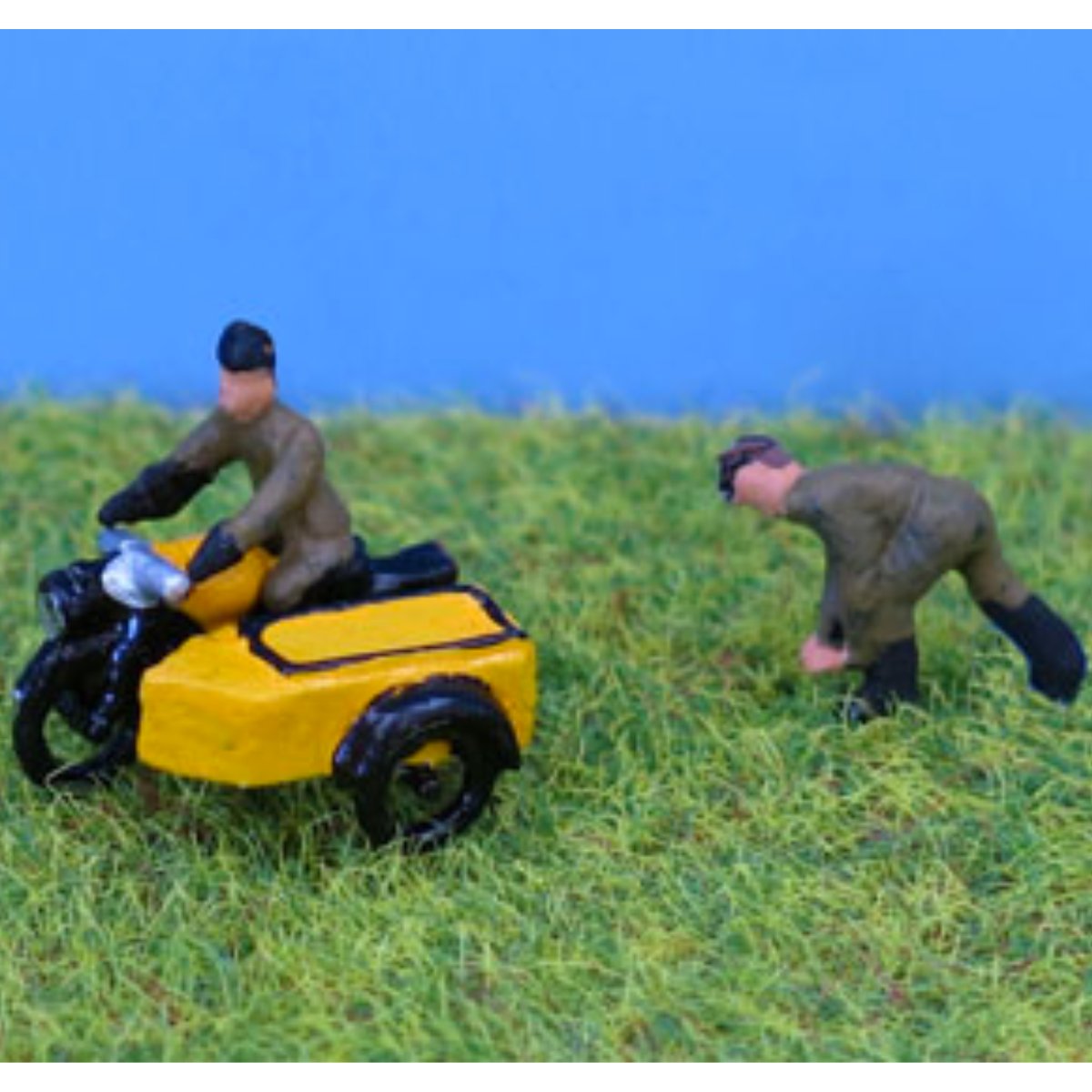 P&D Marsh PDX77 Painted 1950s AA Motorcycle Patrol (N Gauge) - Phillips Hobbies