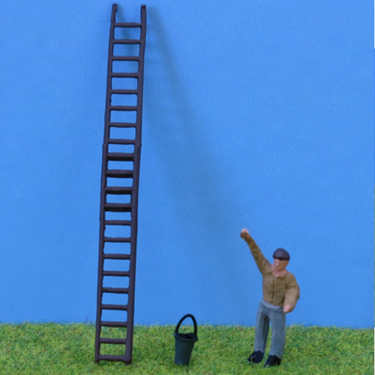 P&D Marsh PDZ28 Window Cleaner & Ladder (OO Gauge) - Phillips Hobbies