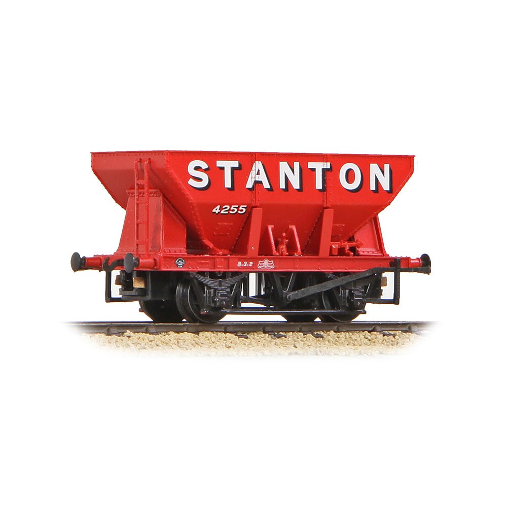 PRE - ORDER: Graham Farish 24T Ore Hopper 'Stanton' Red - N Gauge - Phillips Hobbies