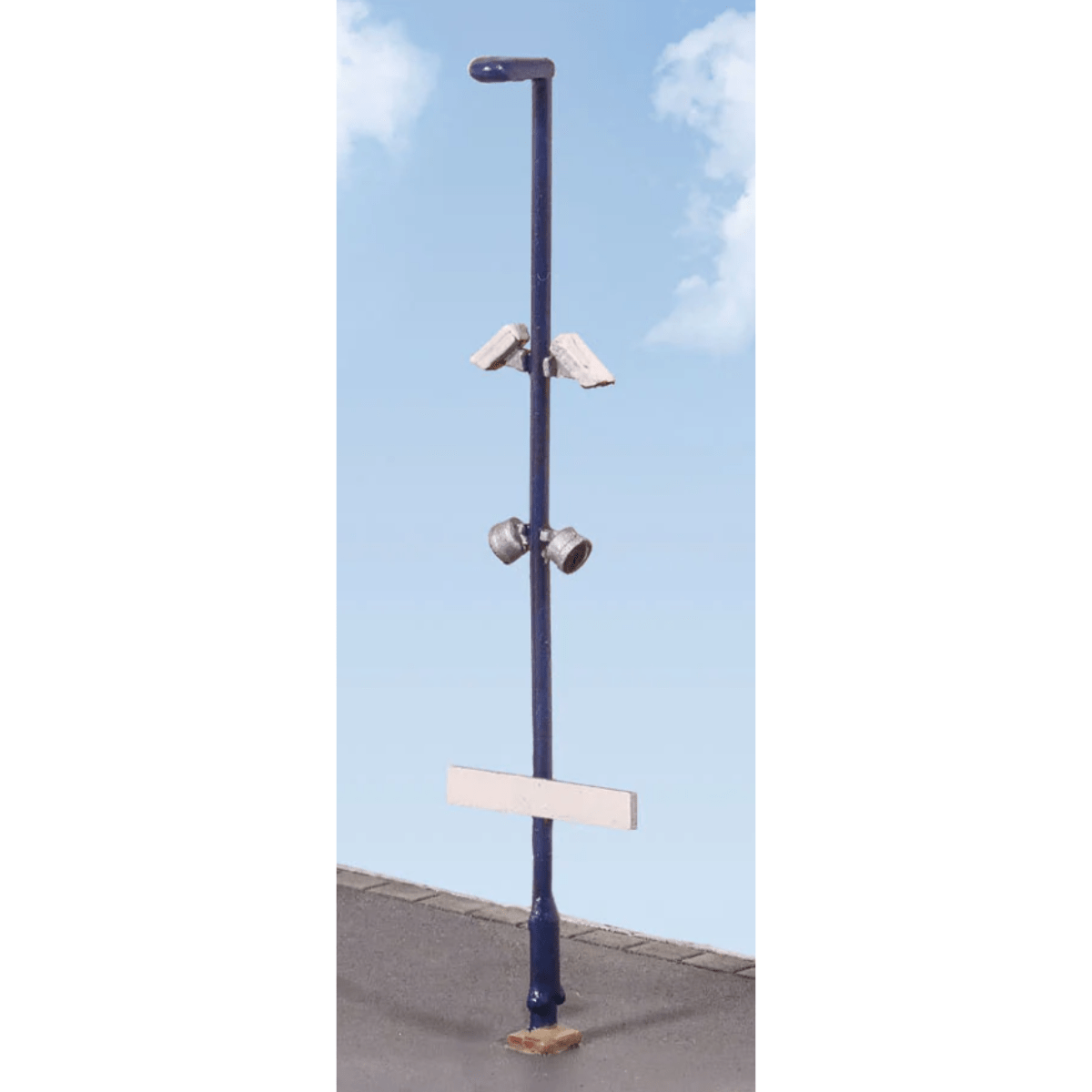 Ratio 282 Modern Platform Lamps Plastic Kit - N Gauge - Phillips Hobbies