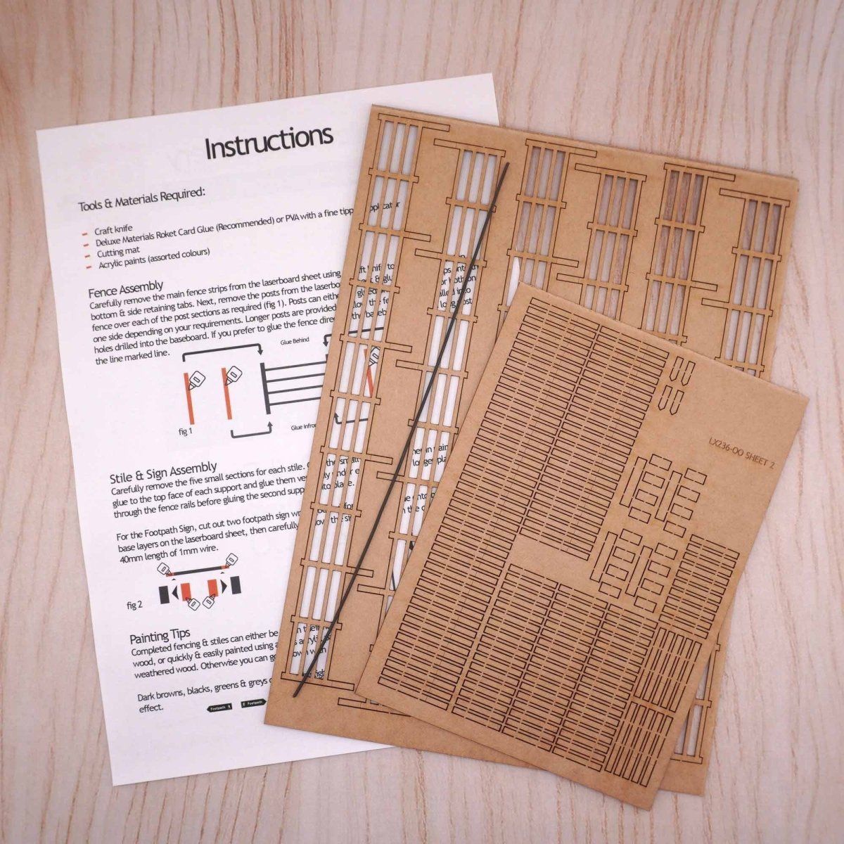 Scale Model Scenery 4ft Post & Rail Fencing (Natural Wood) - OO/HO Gauge Kit - Phillips Hobbies