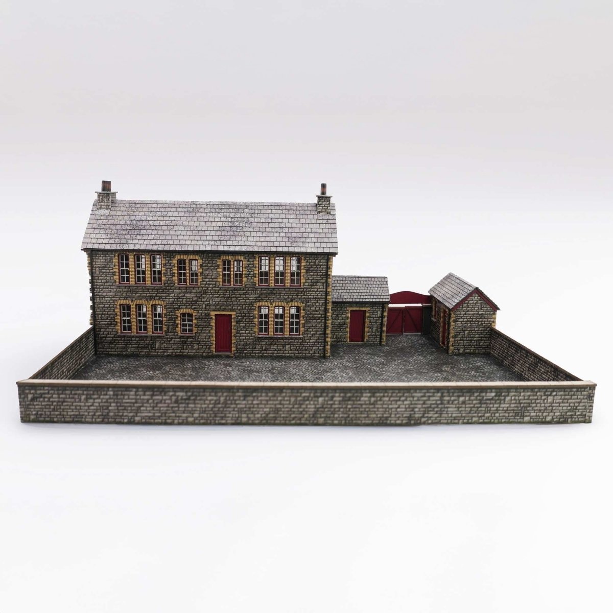 Scale Model Scenery KX120 Victorian Ale House/Country Pub - OO Gauge Kit - Phillips Hobbies