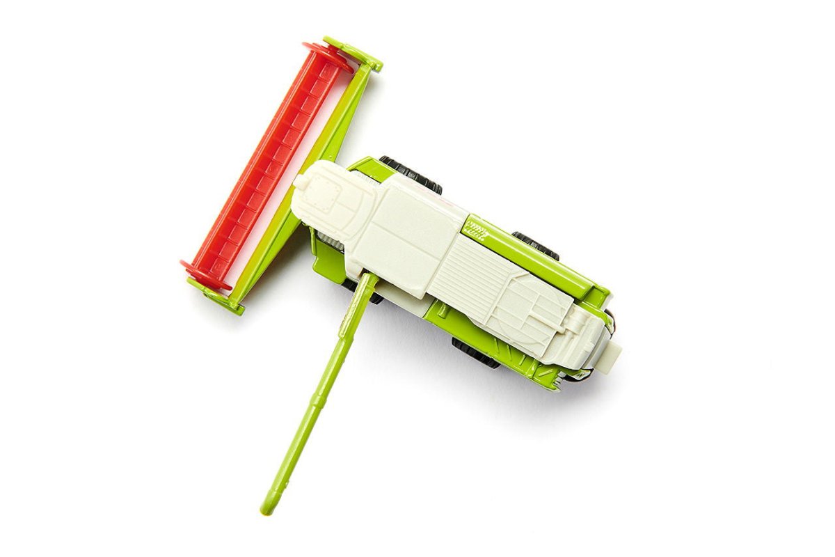 Siku 1476 Claas Lexion Combine Harvester Toy Model - Phillips Hobbies