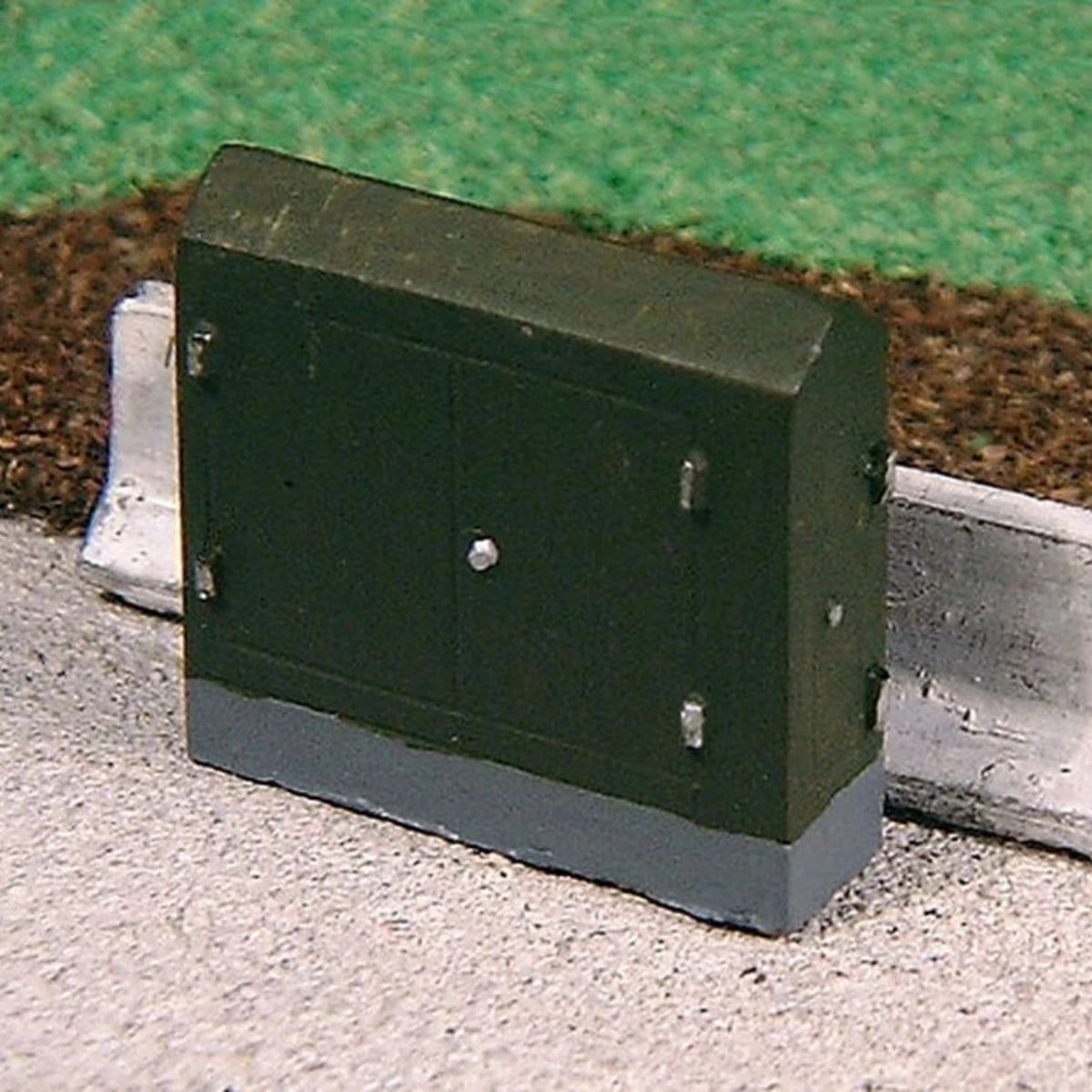 Unit Models 2x Telephone Relay Cabinets (Painted) - OO Gauge - Phillips Hobbies